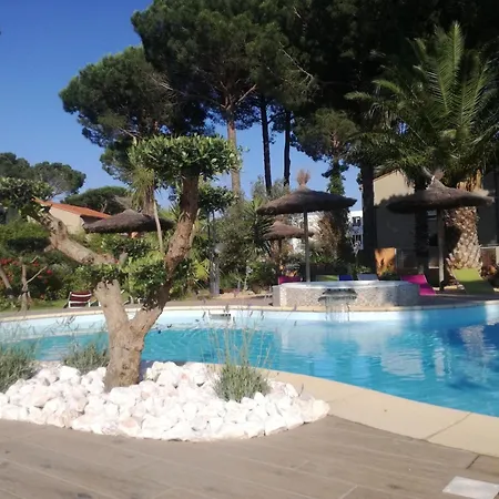 Sur Appt Rdc Cadaques Confort Jardin Piscine Parking Wifi アパート